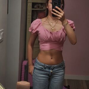 Elegant Pink Crop Top with Ruffled Sleeves